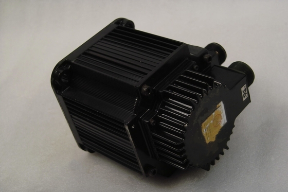 Yaskawa SGMGH-09ACA4C AC SERVO MOTOR 850W 200V 7.1A 1500RPM NEW