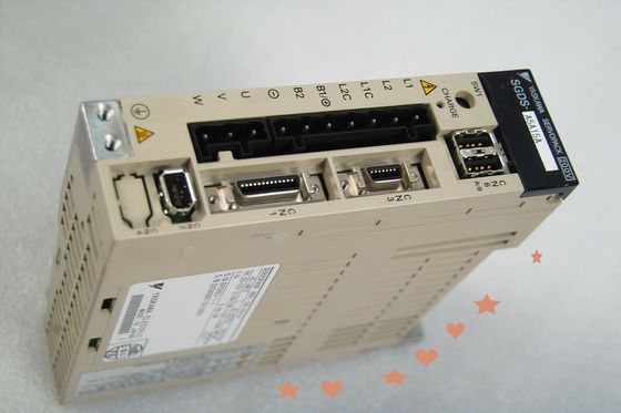 Yaskawa SGDS-A5A15A Wechselstrom-SERVOverstärker 200-230V 0.6A 50W NEU
