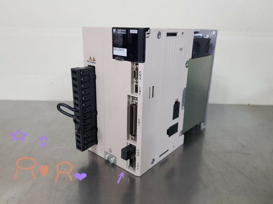 Yaskawa SGDV-120A01A Wechselstrom-SERVOverstärker 200-230V 7.3A 1.5KW NEU