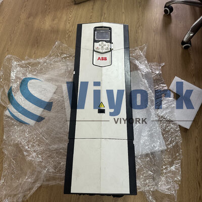 ABB ACS880-01-105A-3 Wechselrichter